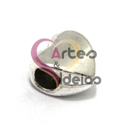 Conta Metal Coração Liso - Prateado (4 a 5 mm)